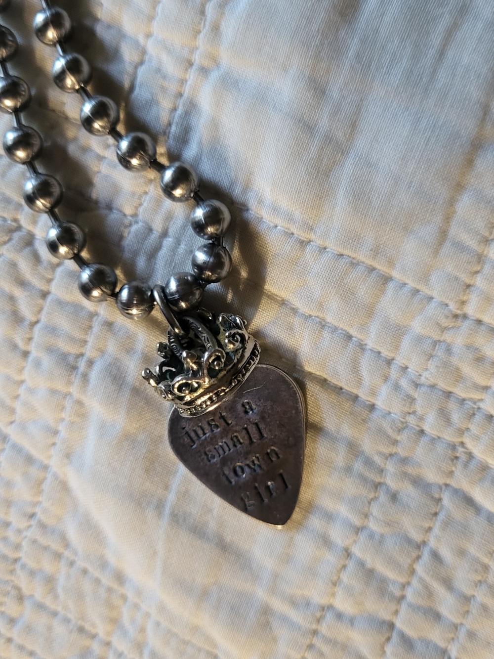 Paula Carvalho - 'Just a Small Town Girl' Necklace - Picture 2 of 8